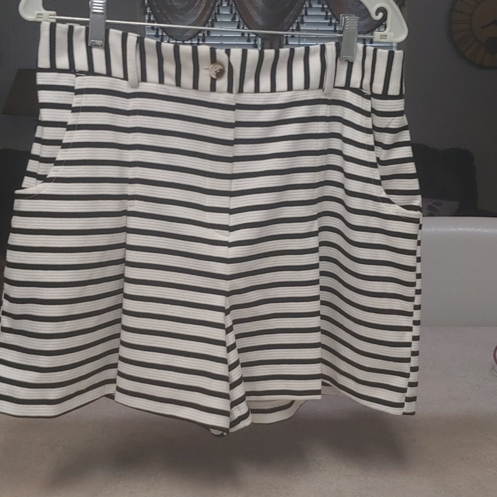 Dress shorts
